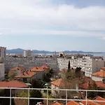 公寓 Ines With Balcony And View 扎达尔