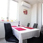 Ines With Balcony And View * 자다르