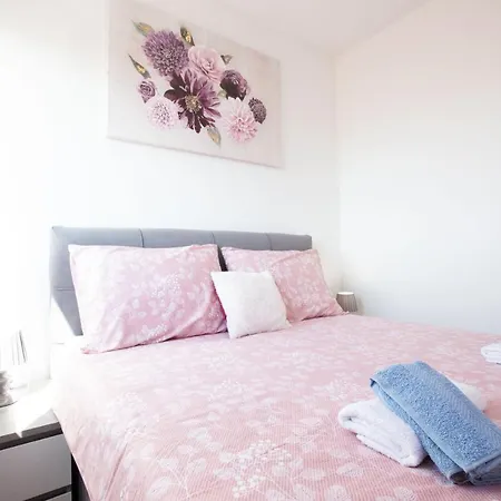 Ines With Balcony And View *