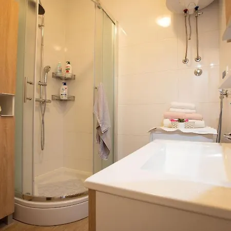 Апартаменты Ines With Balcony And View Задар