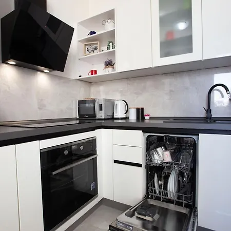 Apartment Ines With Balcony And View Zadar