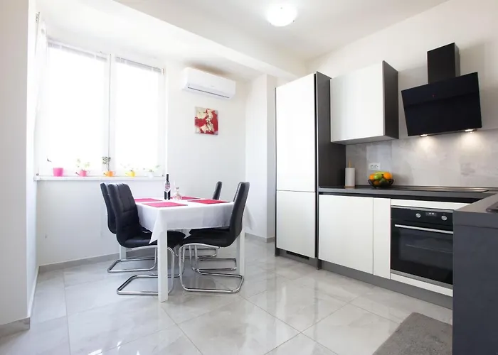 Ines With Balcony And View