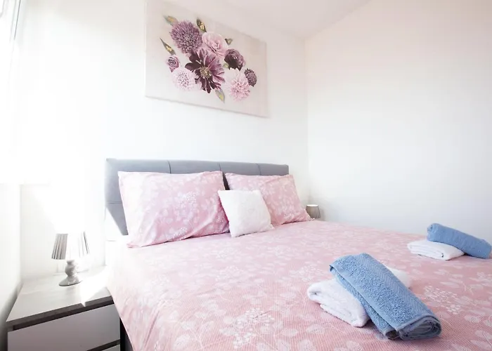 Ines With Balcony And View *